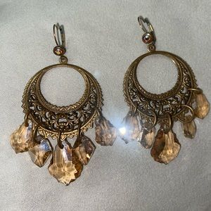 Chandelier earrings